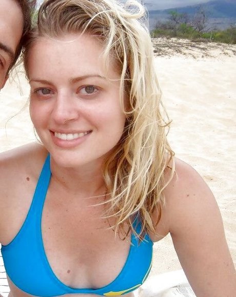 Elyse Willems modèle de haute qualité des photos
