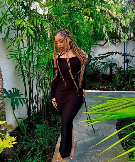 Chloe Bailey haut de star du porno photos