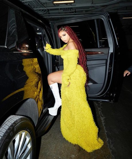 Chloe Bailey actriz de desnudos recopilación