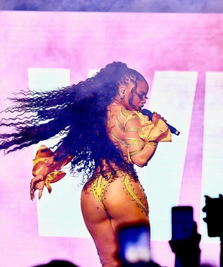 Chloe Bailey star du porno des photos