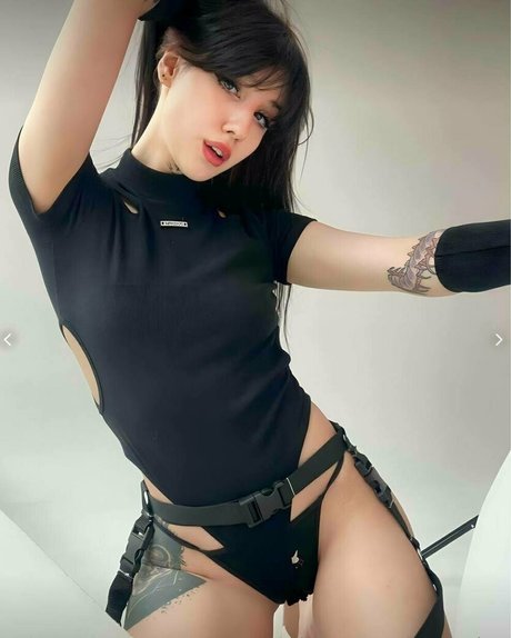 lustevelyn modèle de sexe photos