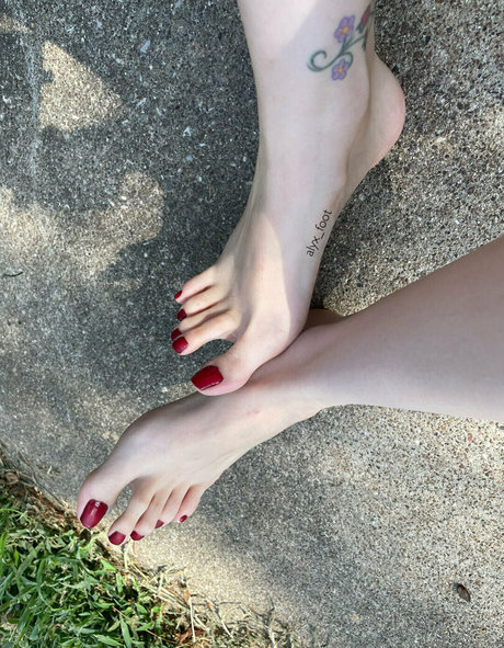 redhead threesome onlyfans free nude img