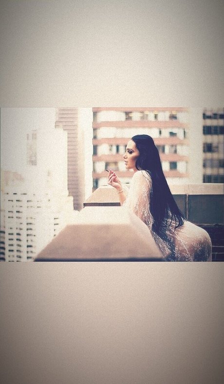 amyanderssen modèle sexy archive