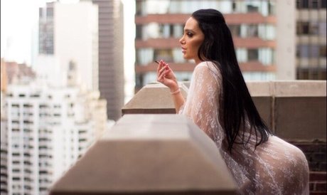 amyanderssen estrella porno de arte foto