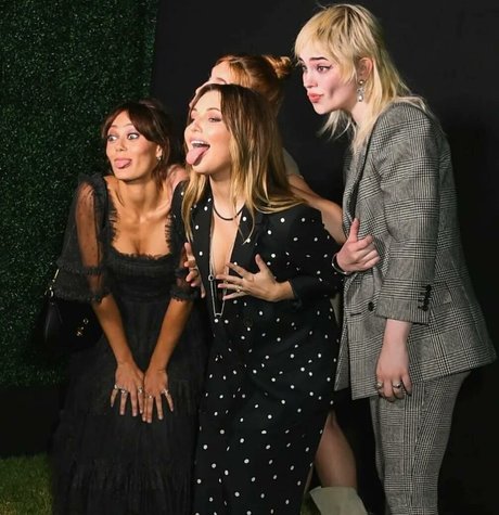 estrellas masculinas de TikTok onlyfans porno perfecto galería