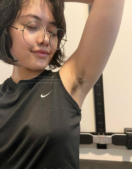 erikasvenusaur hd actress pic