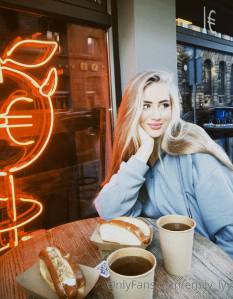 emily lyy estrella de alta definición recopilación