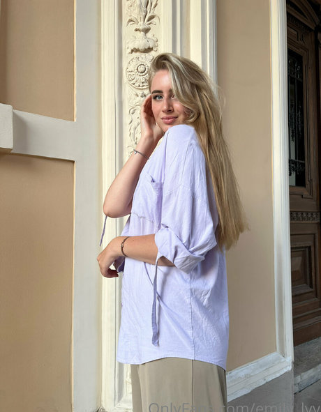 emily lyy étoile adulte collection