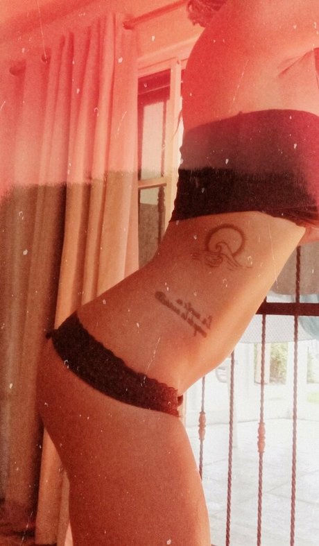 sourmoonstone star nude gallery