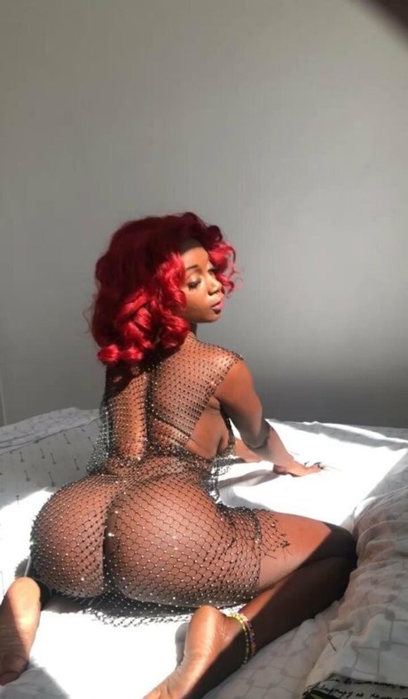 sourmoonstone modelo agradable fotos