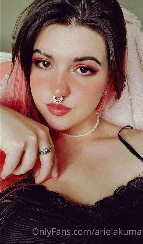 arielakuma actriz fotos