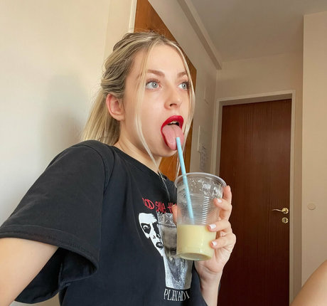 emmagarciaa modelo desnuda foto