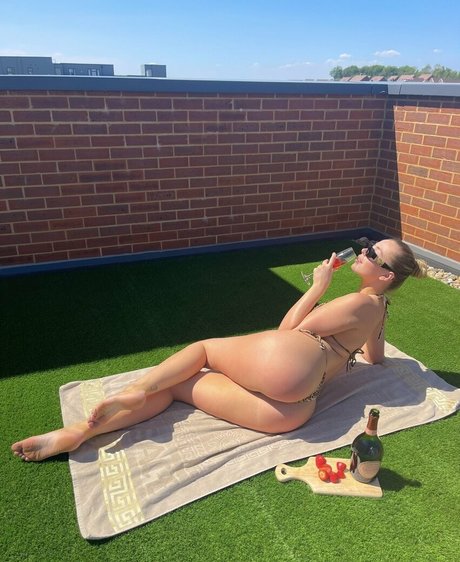 Sian Owen étoile nue photo