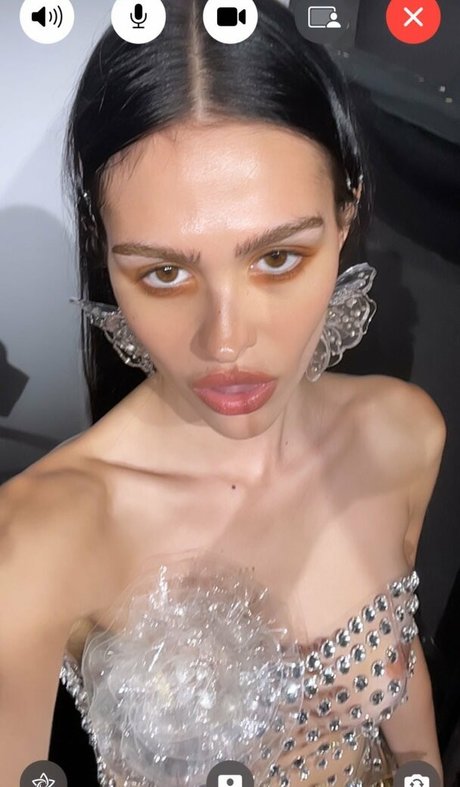 Amelia Gray Hamlin hot pornstar pics