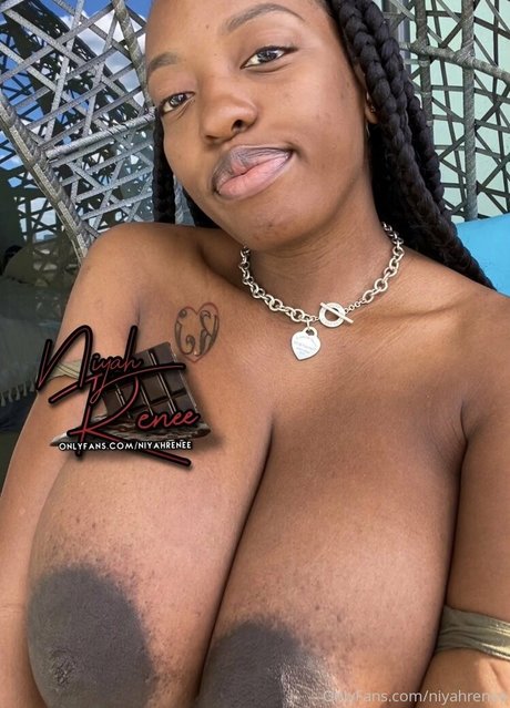 niyahrenee jolie star du porno galeries