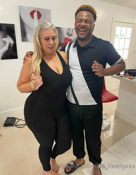 lila lovelyxxx étoile chaude galerie