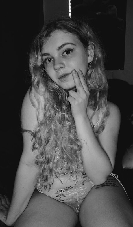 lyrictiana actrice porno galerie