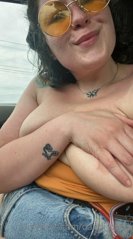 dandi candi estrella porno en alta definición archivo