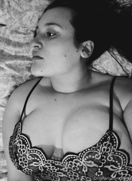 evelynmusefree star du porno de haute qualité photo