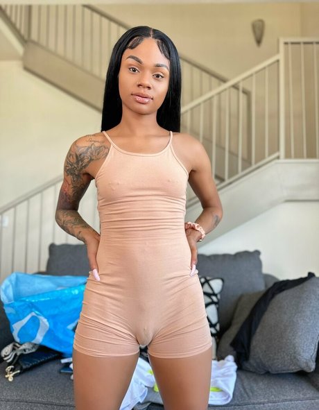 serenitylove001 étoile chaude photos