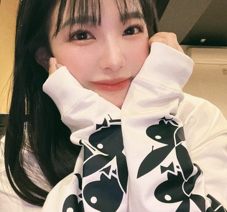 Jun Amaki actriz erótica imágenes