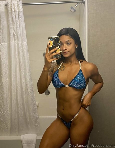 Cocoboncoco actriz desnuda galería