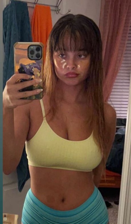 Grace Coffey model perfect pic