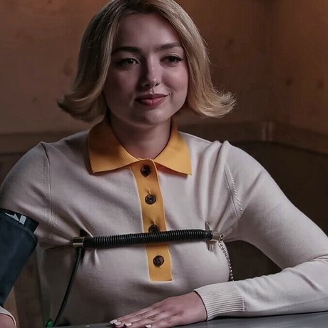 Peyton List star erotic archive