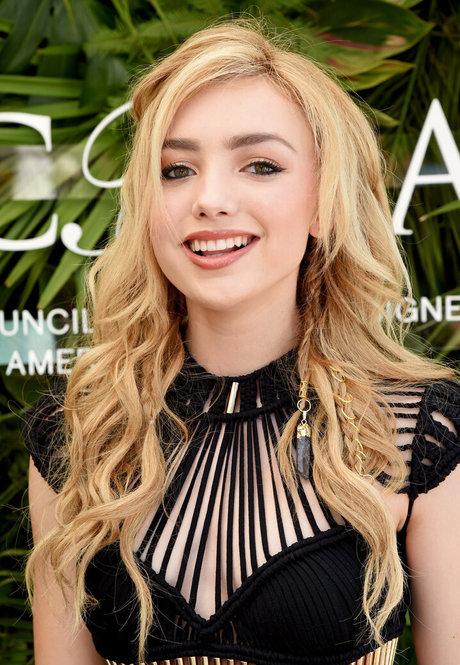 Peyton List pornstar top image