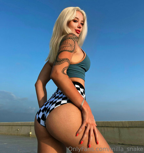 milla snake modèle hd img