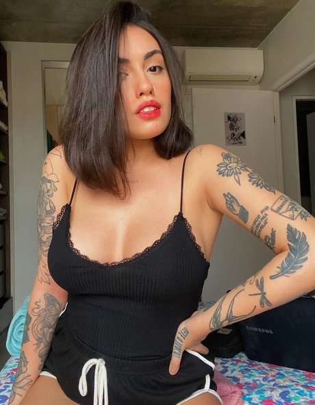 Vitoria Marcilio estrella atractiva imagen