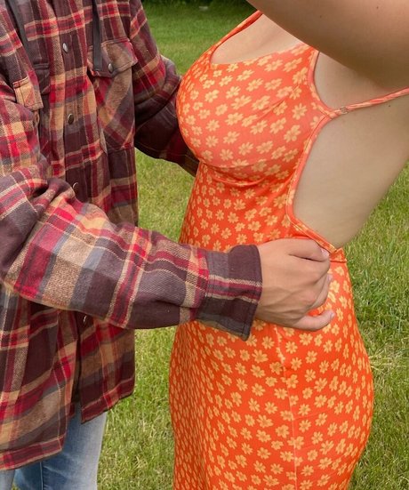 Anya Truax actrice de nus photos