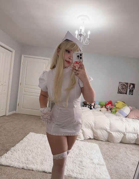 Junkenstein desnudos de estrellas archivo