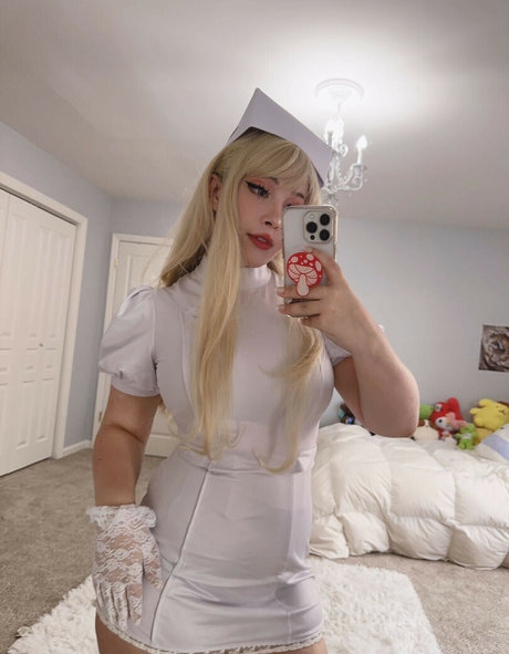 Junkenstein estrella sexy galerías