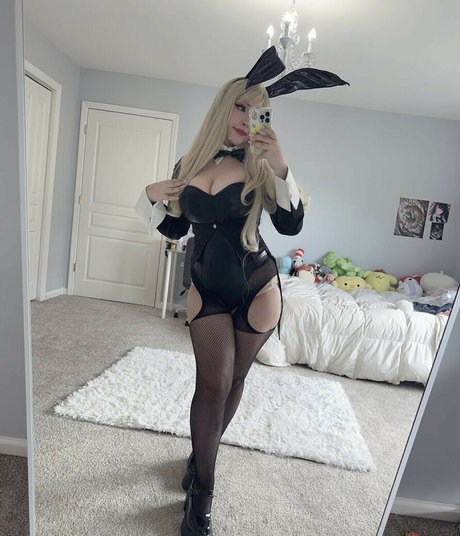 Junkenstein art actress pictures