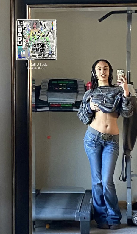 Aaliyeezy étoile gratuite img