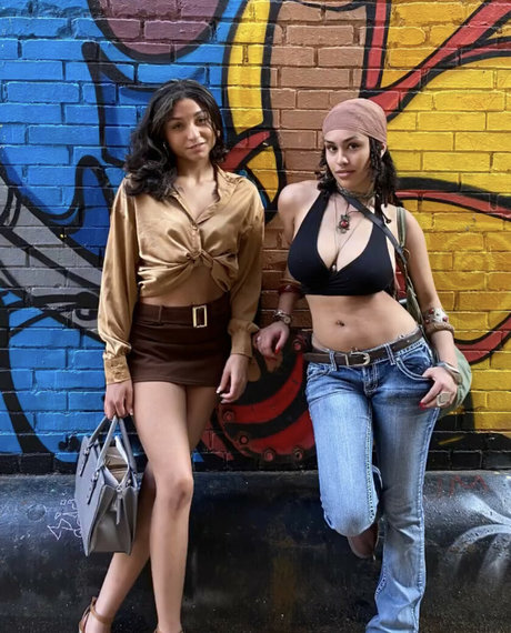 Aaliyeezy estrella exclusiva imágenes