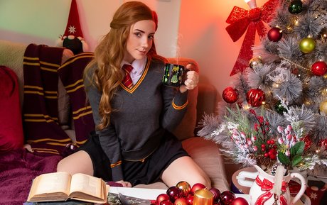 Ezy Summers Cosplay modelo desnudos archivo