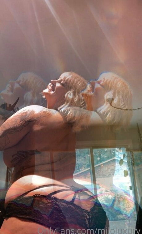 bbwgoddessmilo étoile chaude img