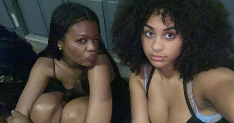 Raina Morris modèle chaud collection