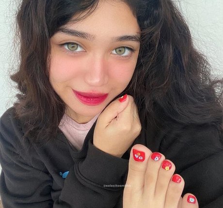 Solecitosmithh modelo porno foto