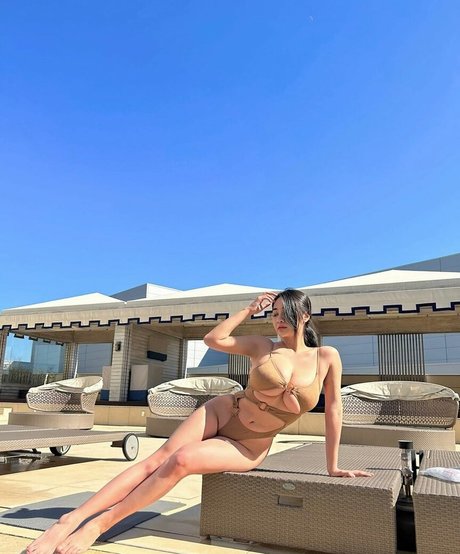 Tashay0ung modèle sympa image