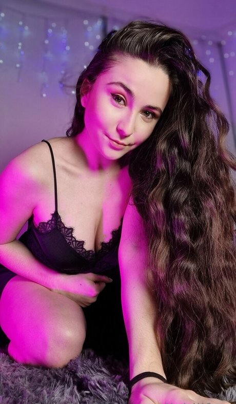 emilyhillfree modèle magnifique photo