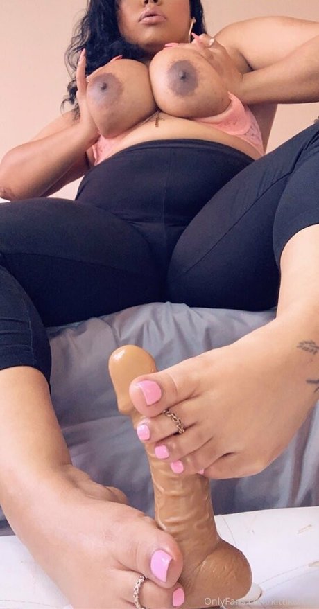 kittikarella nus star du porno galeries