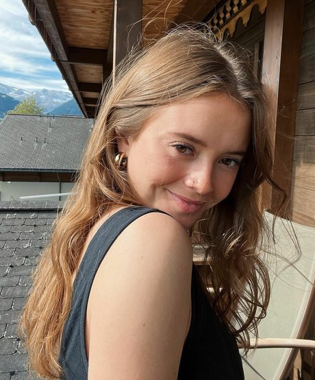 Susi Vidal modelo desnuda imágenes