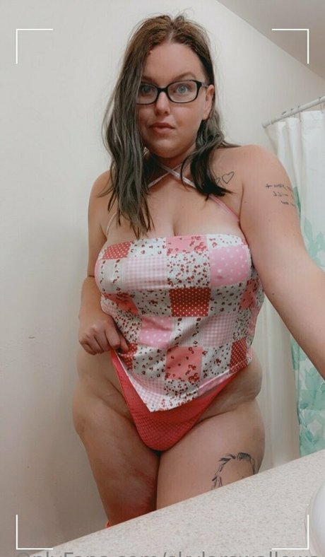 skylarswallows pornstar naked photos
