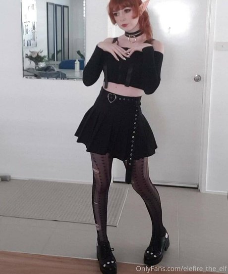 elefire the elf modelo caliente foto