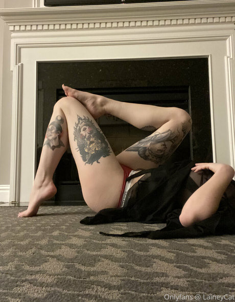 laineycat pornstar erotic photo