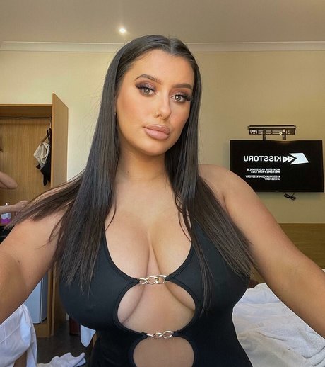 seins moyens onlyfans haute définition érotique photo