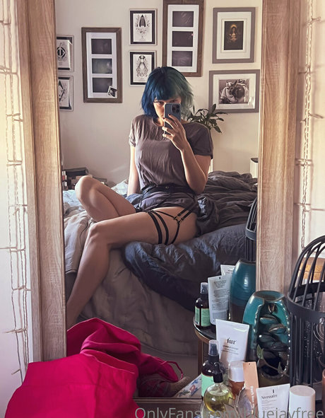 bluejayfree modèle adulte archive